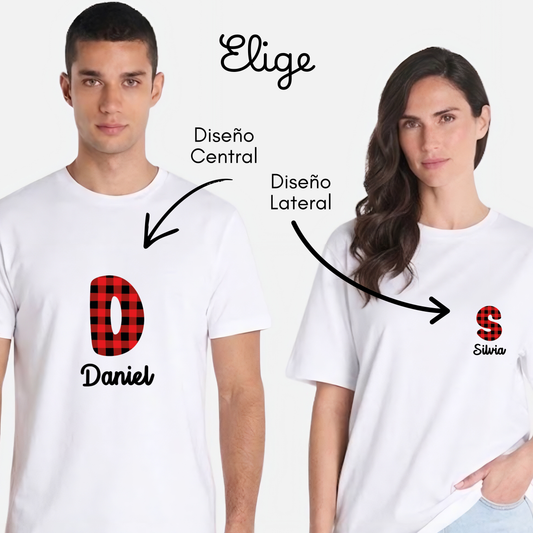 Adultos con camiseta blanca con inicial de cachirulo y nombre, diseño central o lateral, Lunera